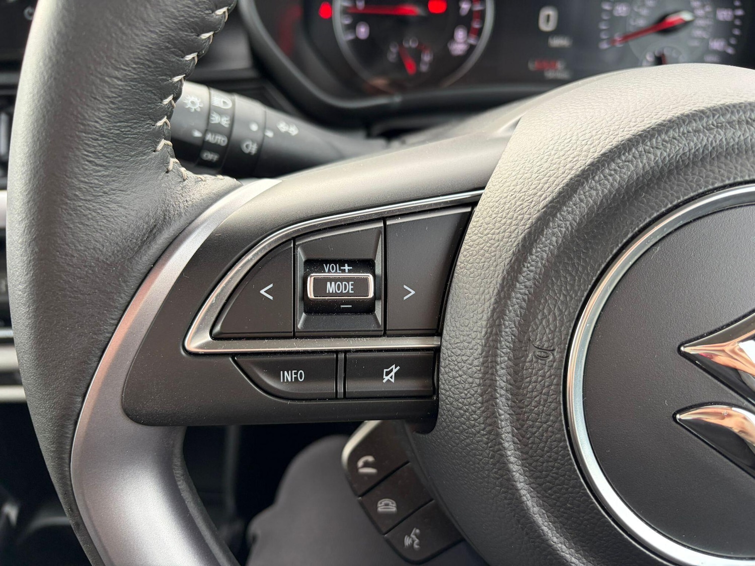 Used Suzuki Swift 2024 for sale - 77852822: Photo 17