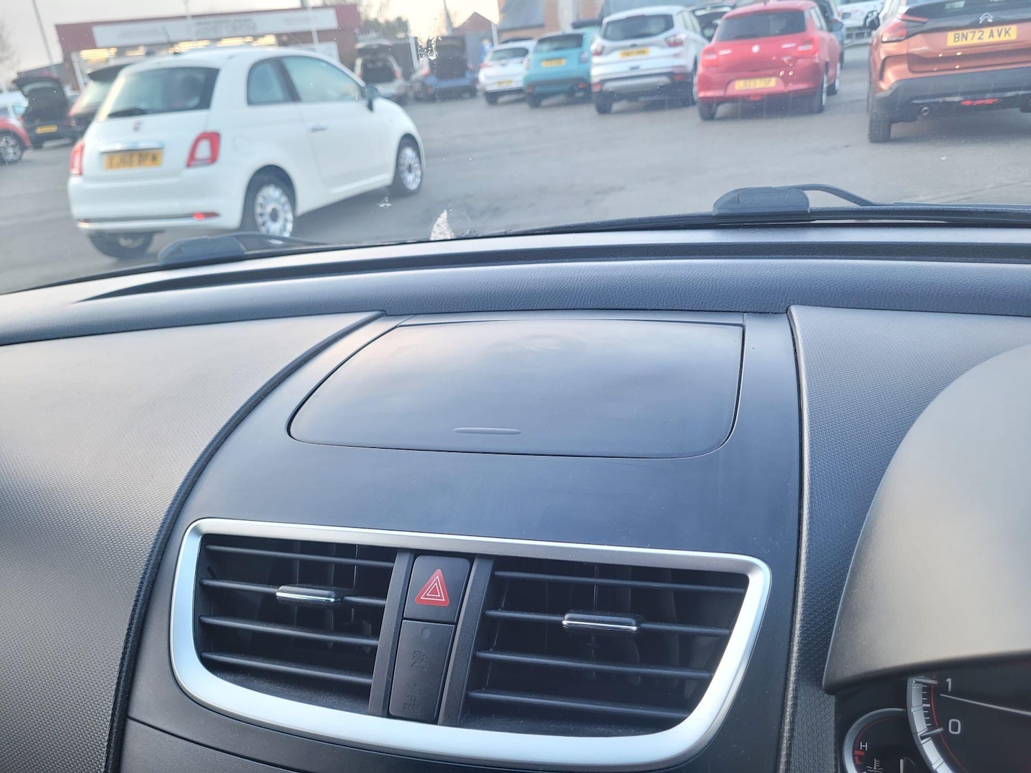 Used Suzuki Swift 2016 for sale - 77266948: Photo 33