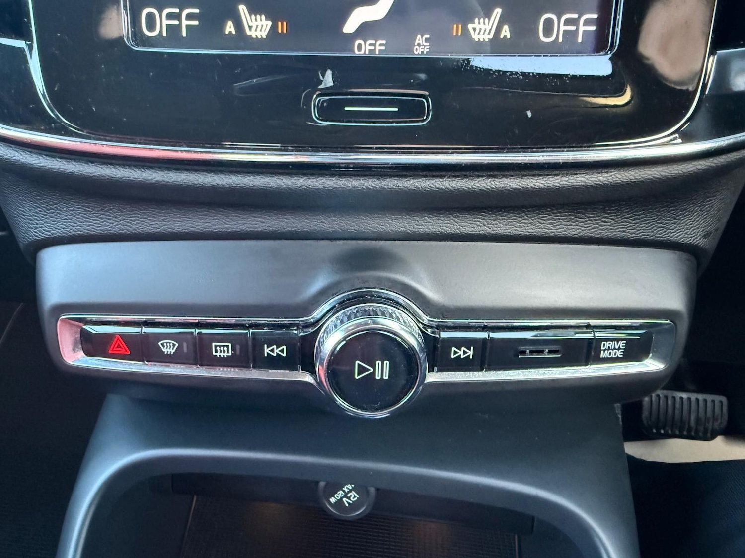 Used Volvo XC40 2019 for sale - 76780773: Photo 19