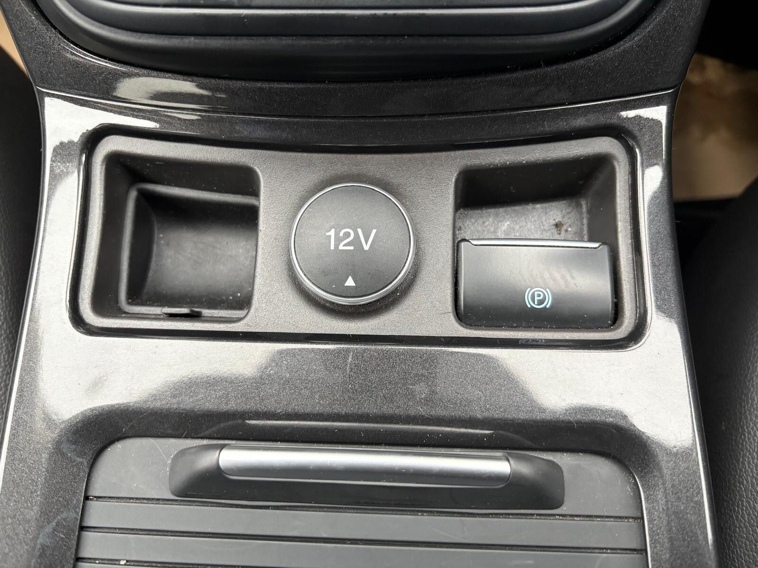 Used Ford Kuga 2018 for sale - 77411409: Photo 27