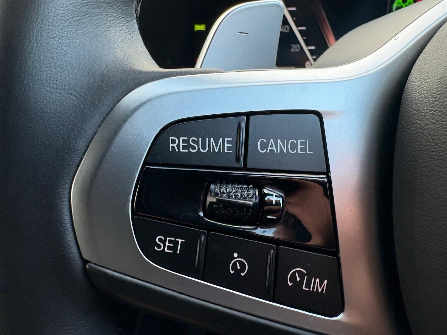 Used BMW 3 Series 2024 for sale - 77305202: Photo 24