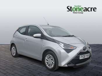 2020 (20) - 1.0 VVT-i x-play Hatchback 5dr Petrol Manual Euro 6 (Safety Sense) (71 ps)