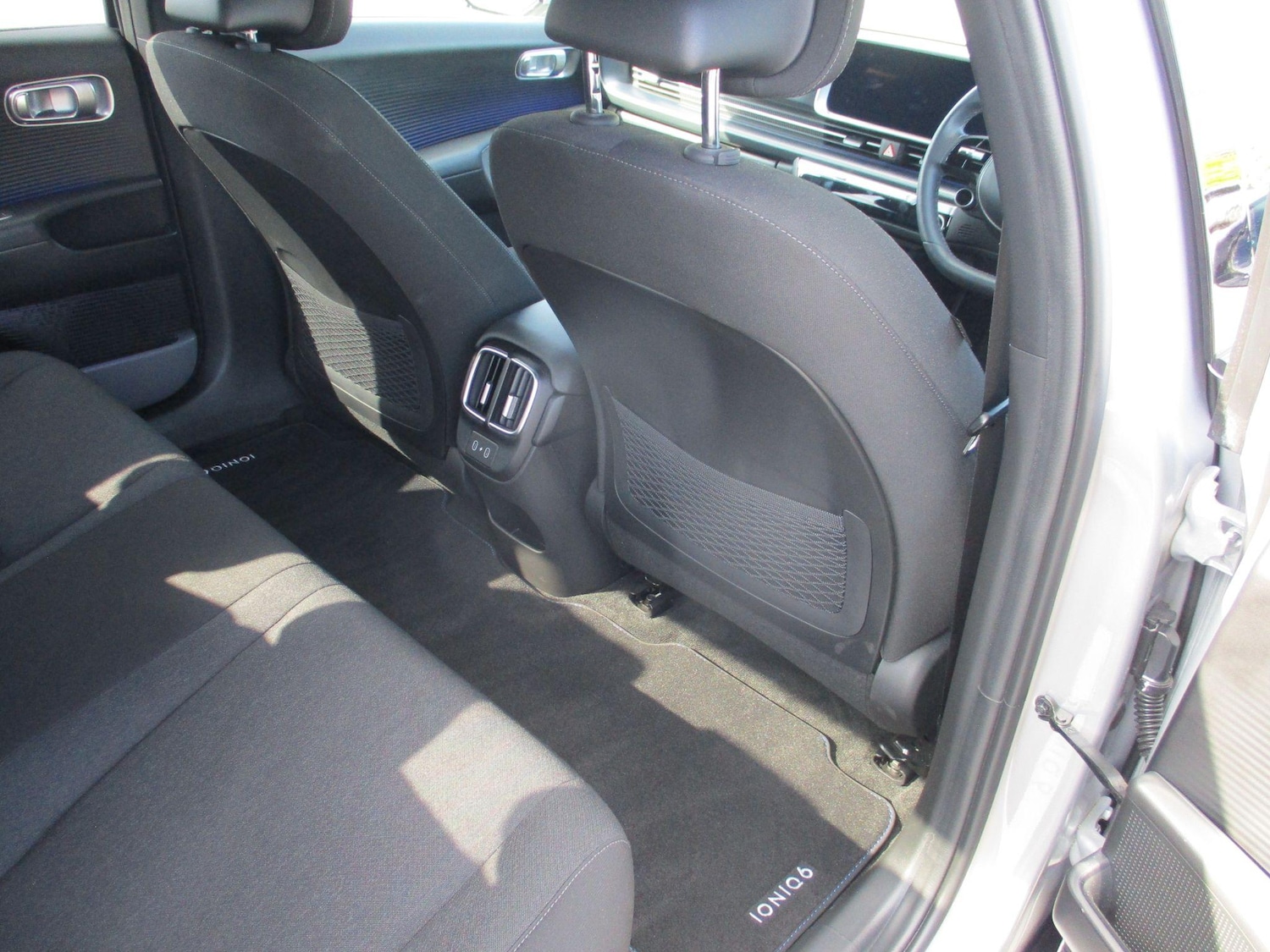 Used Hyundai IONIQ 6 2024 for sale - 76990103: Photo 16