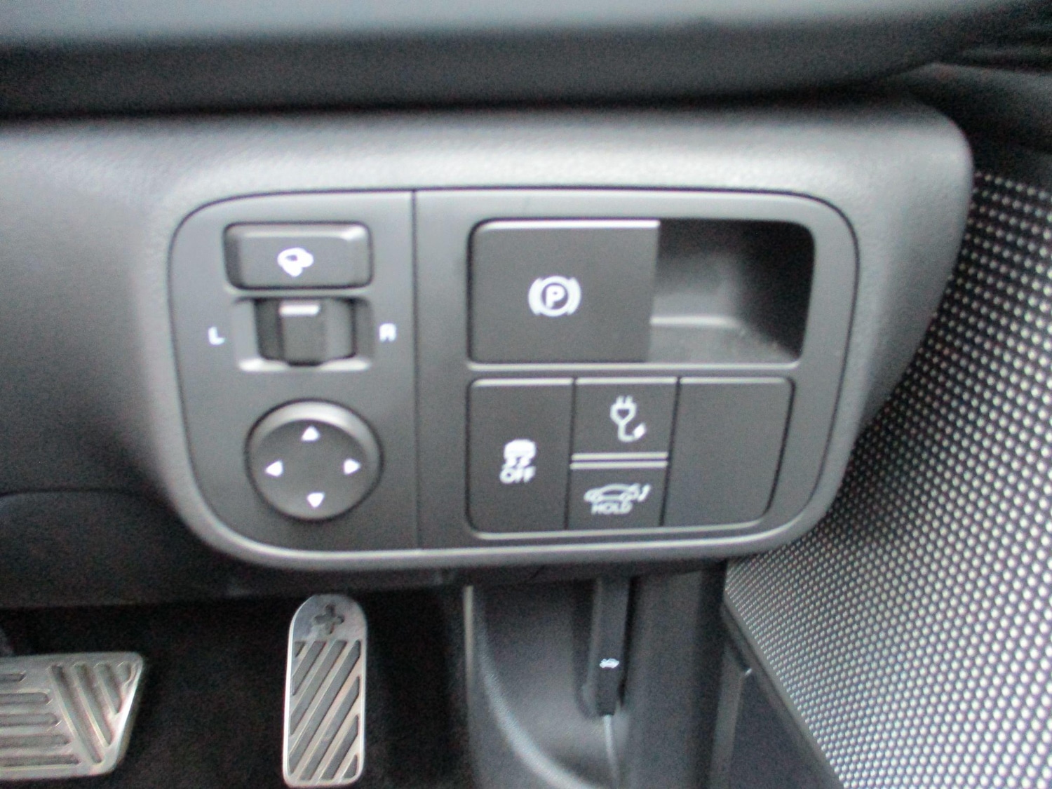 Used Hyundai IONIQ 6 2024 for sale - 76990103: Photo 24