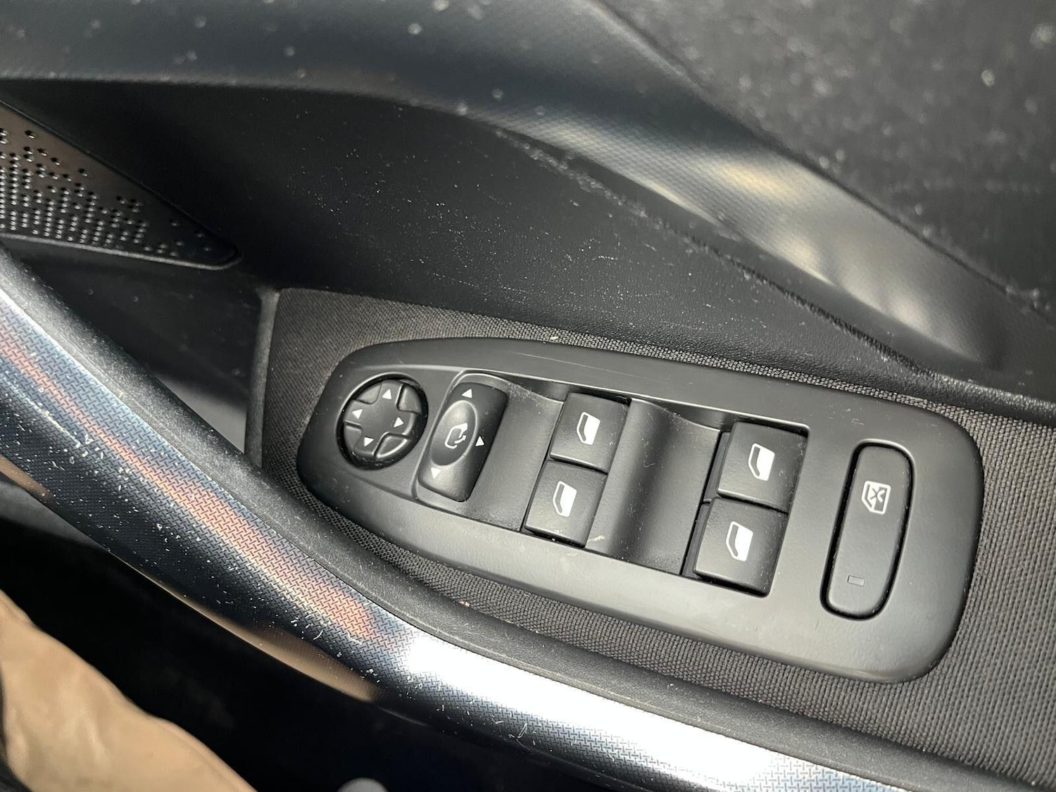 Used Peugeot 2008 2017 for sale - 76512536: Photo 19