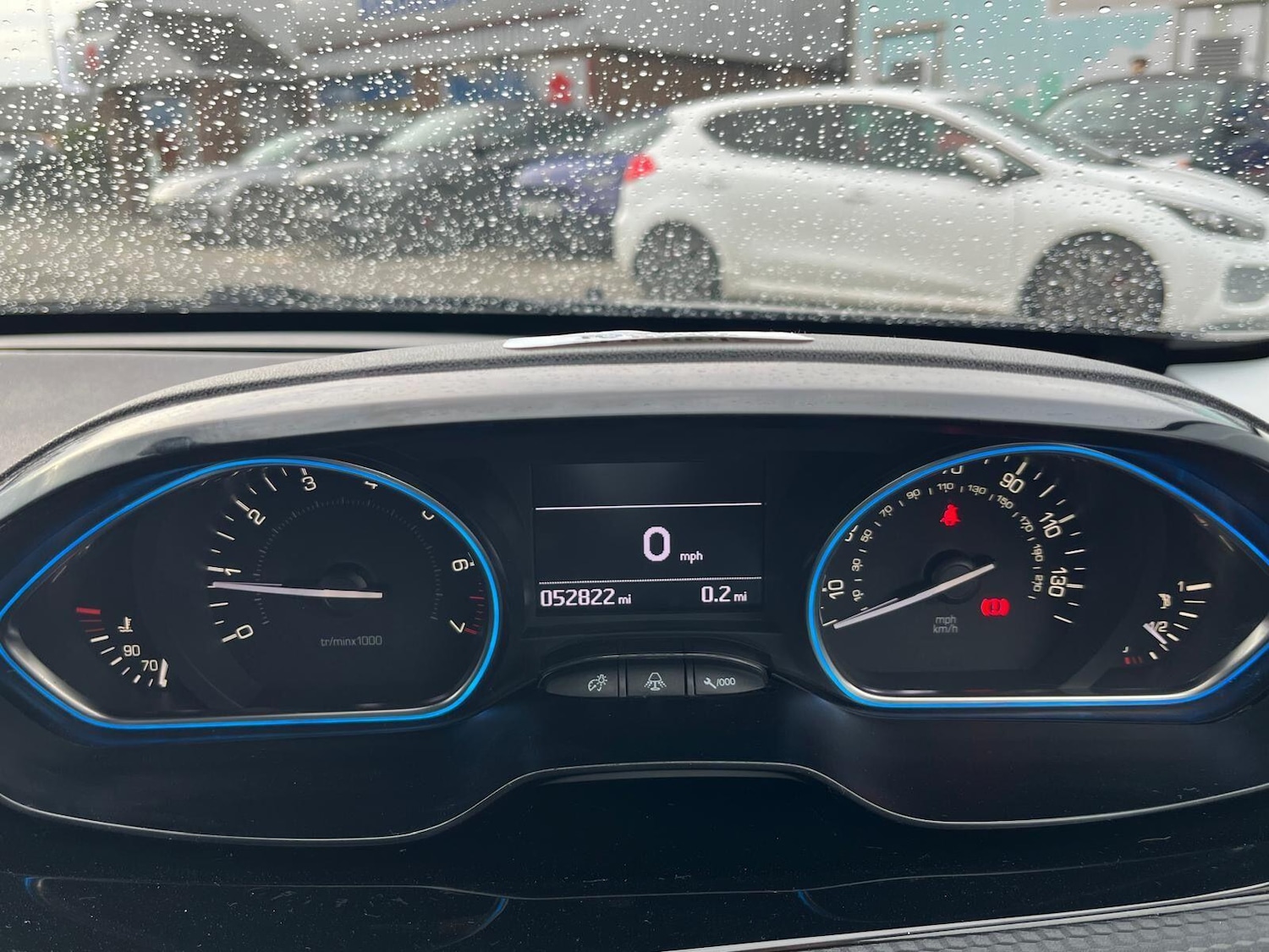 Used Peugeot 2008 2017 for sale - 76512536: Photo 33