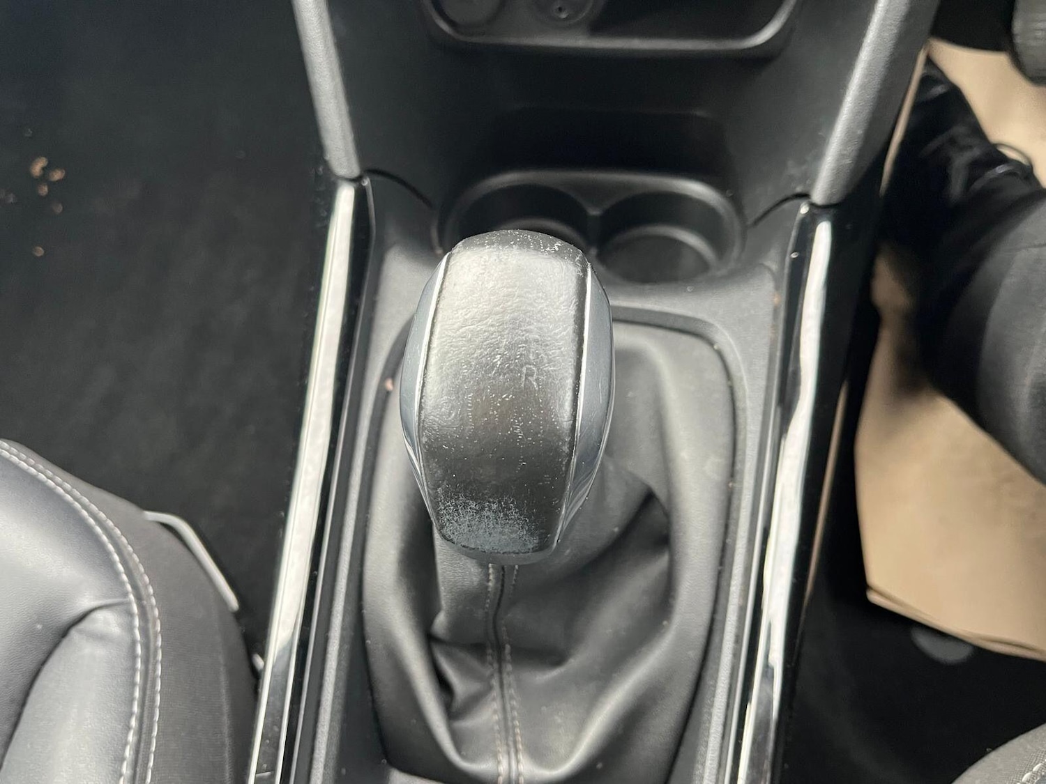 Used Peugeot 2008 2017 for sale - 76512536: Photo 9