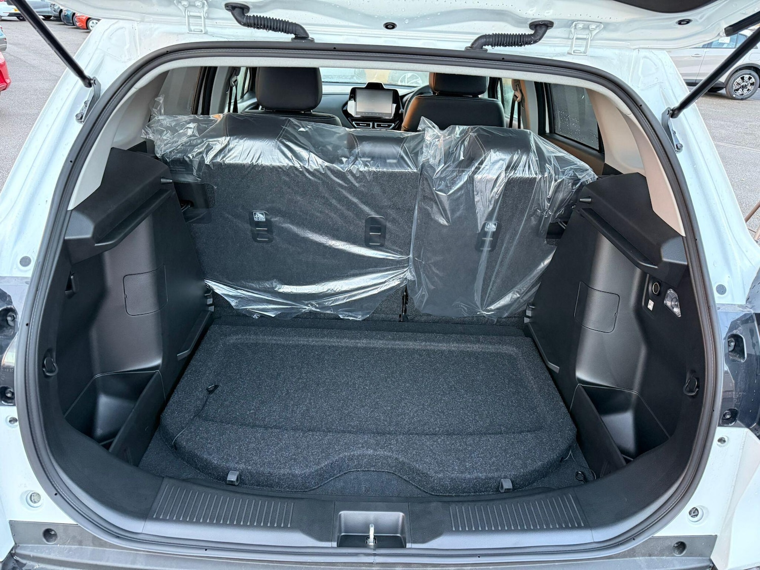 Used Suzuki SX4 S-Cross 2025 for sale - 76702417: Photo 35