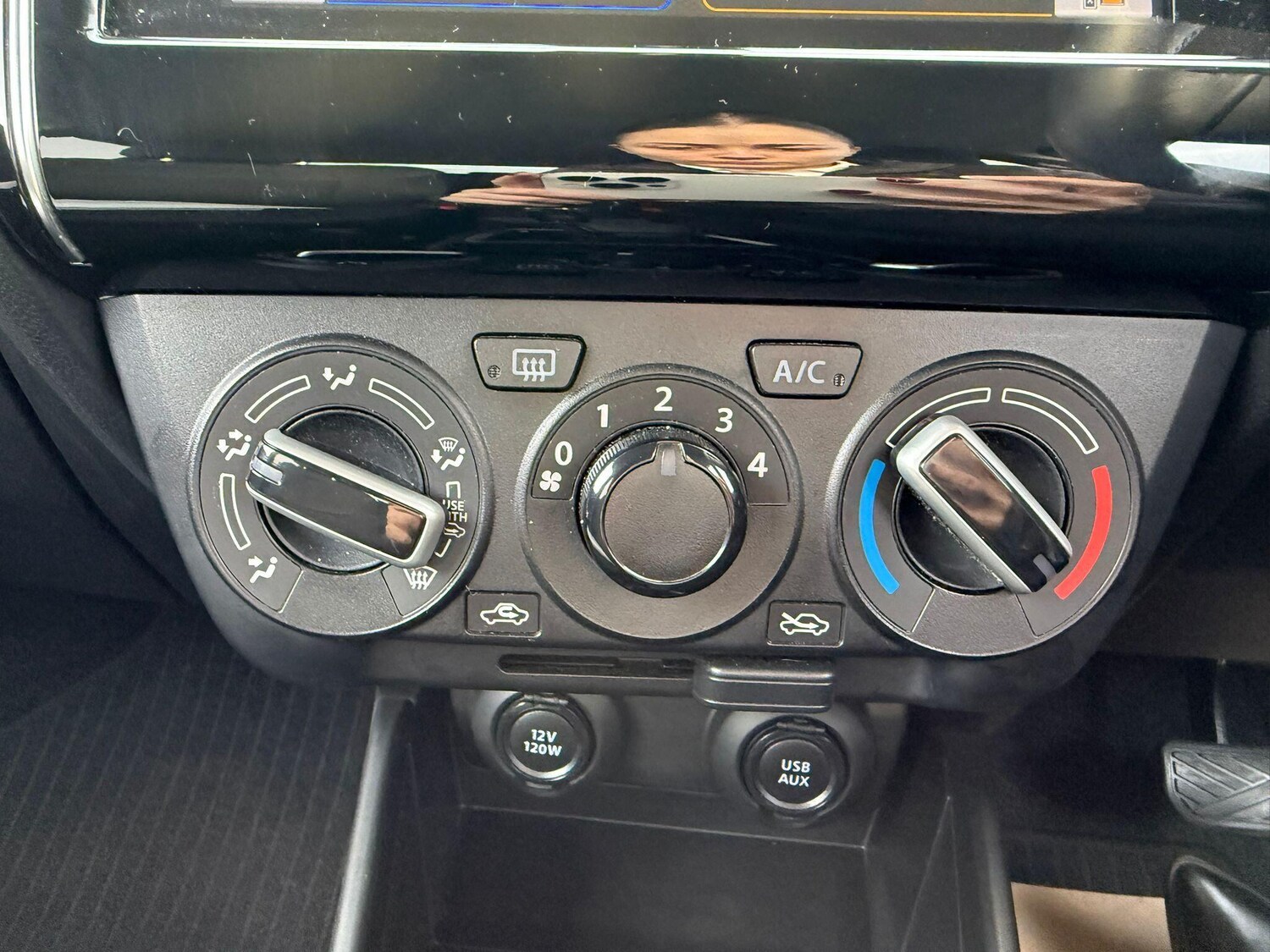 Used Suzuki Swift 2023 for sale - 77586453: Photo 11