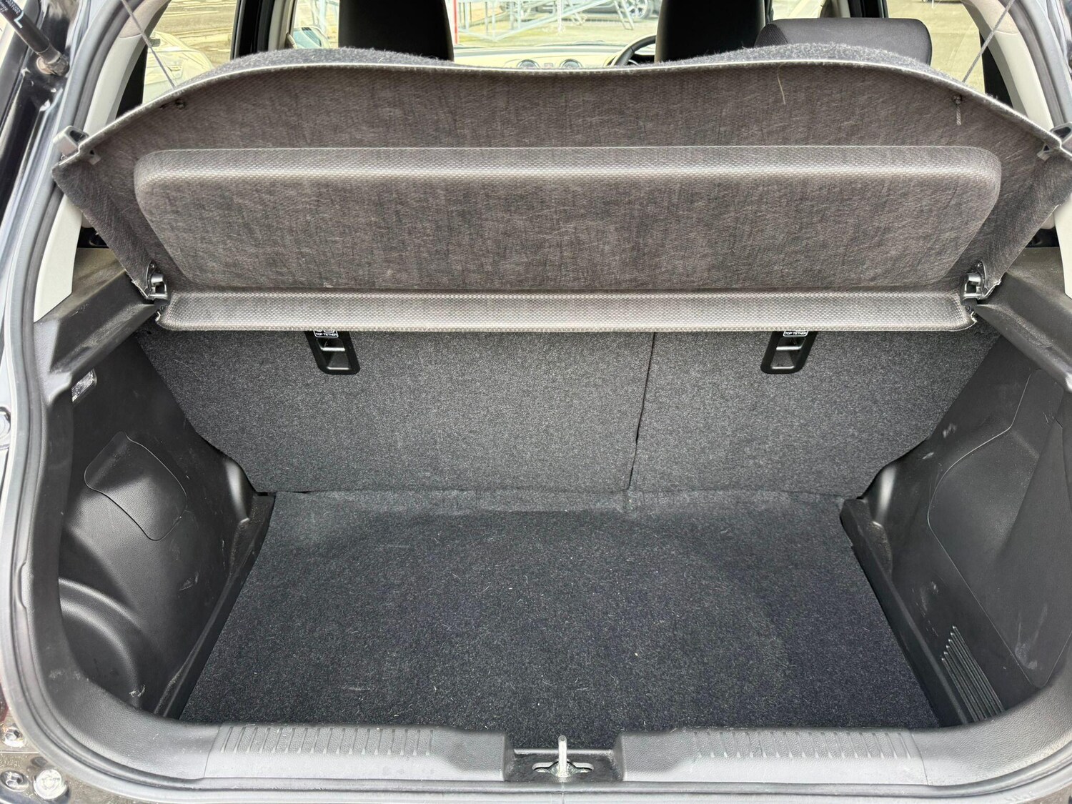 Used Suzuki Swift 2023 for sale - 77586453: Photo 30