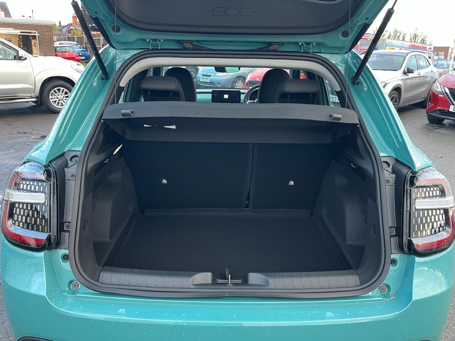 Used Fiat 600 2025 for sale - 76952398: Photo 37