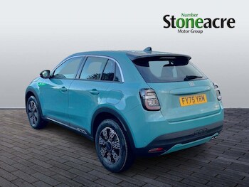 Used Fiat 600 2025 for sale - 76952398: Photo