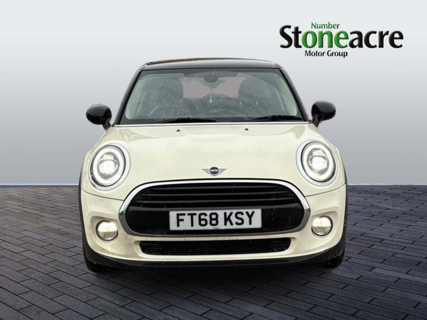 Used MINI Hatch 2018 for sale - 77479319: Photo 2