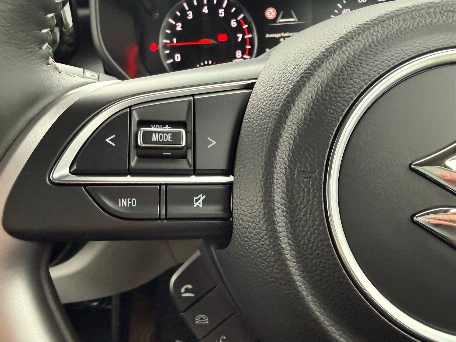 Used Suzuki Swift 2025 for sale - 77710540: Photo 16