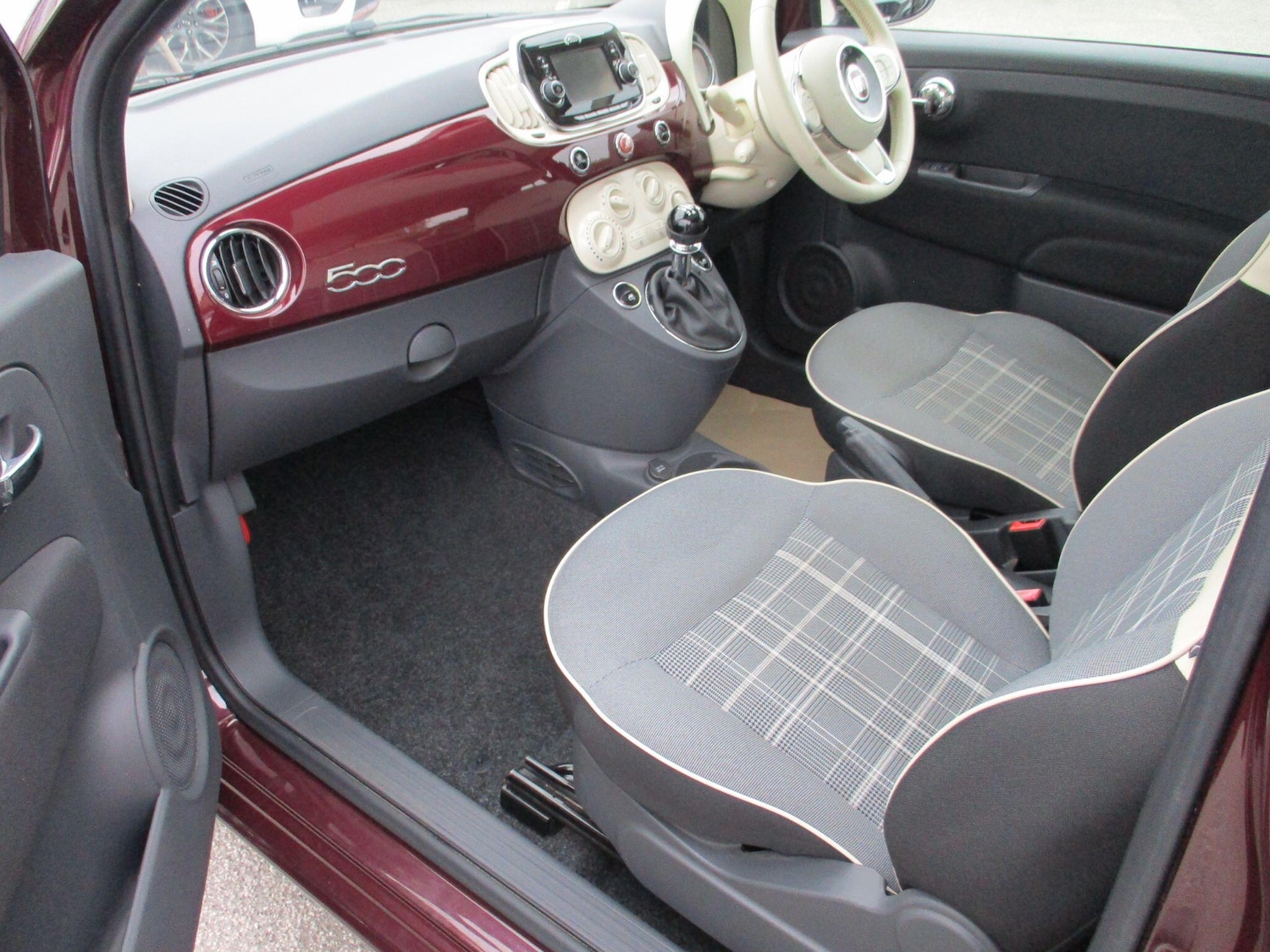 Used Fiat 500 2017 for sale - 76314857: Photo 12