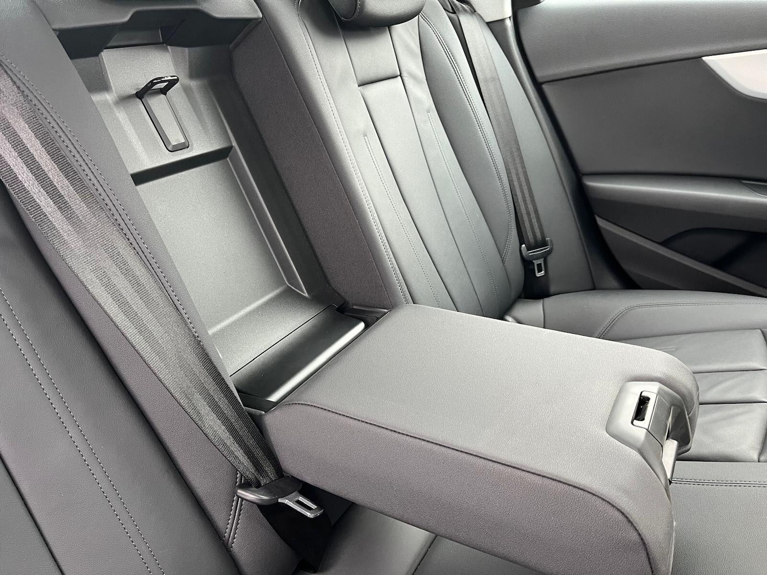 Used Audi A4 2020 for sale - 76484743: Photo 12