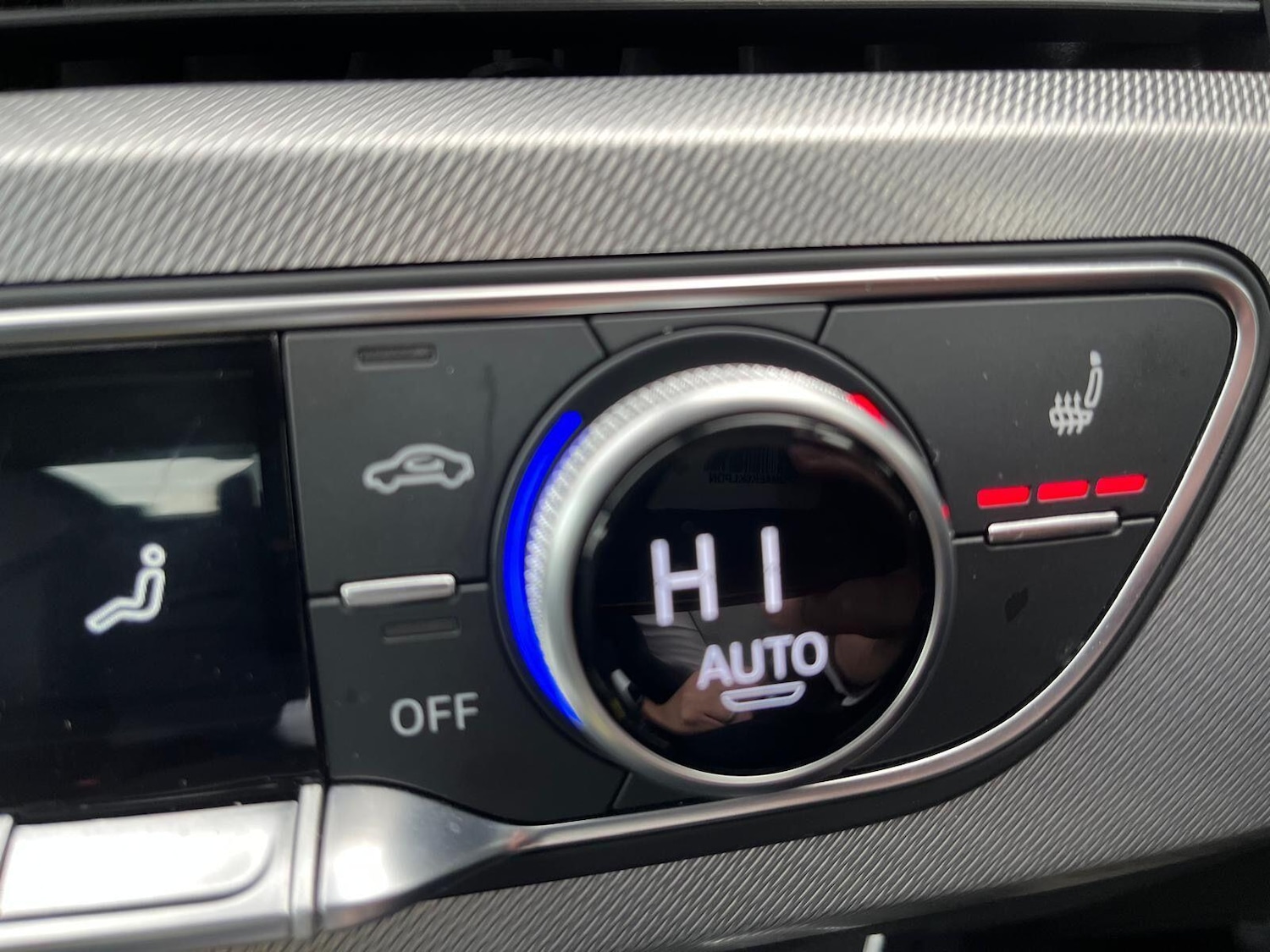 Used Audi A4 2020 for sale - 76484743: Photo 24