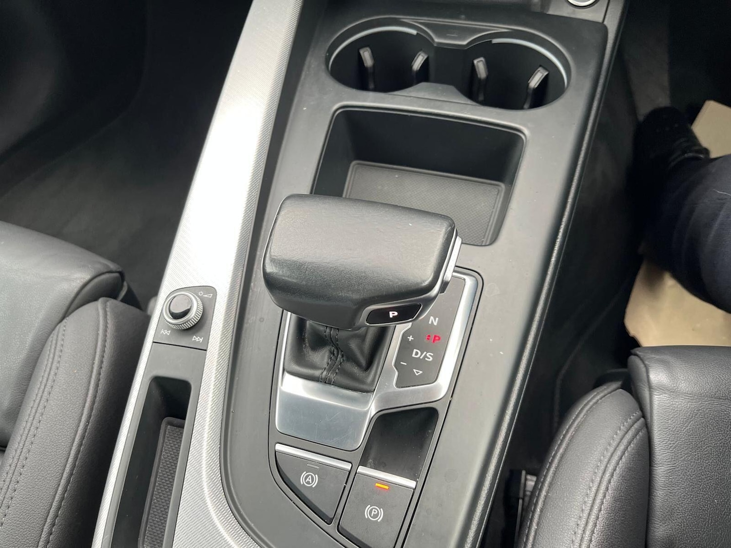 Used Audi A4 2020 for sale - 76484743: Photo 9