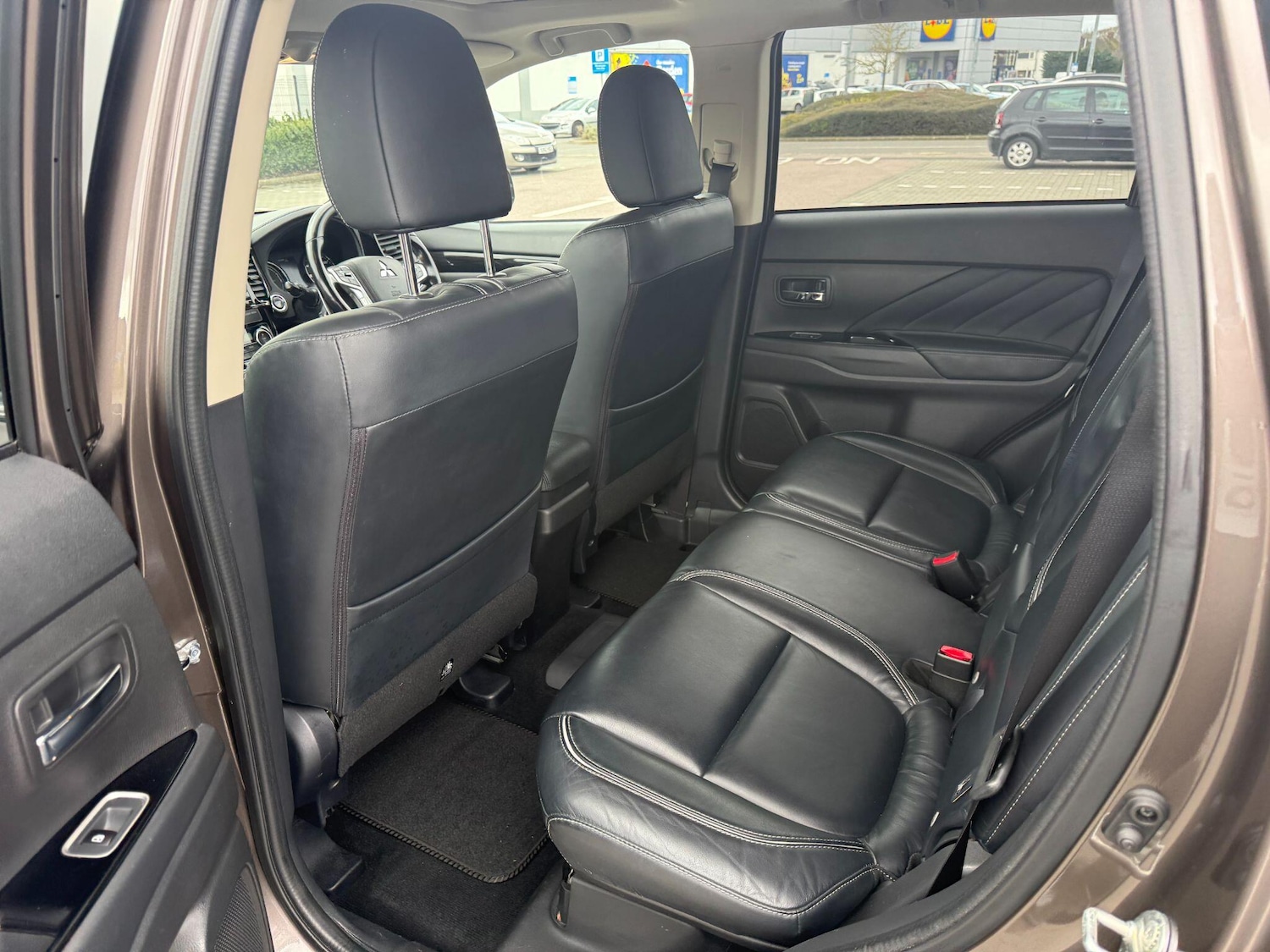 Used Mitsubishi Outlander 2016 for sale - 77883395: Photo 23