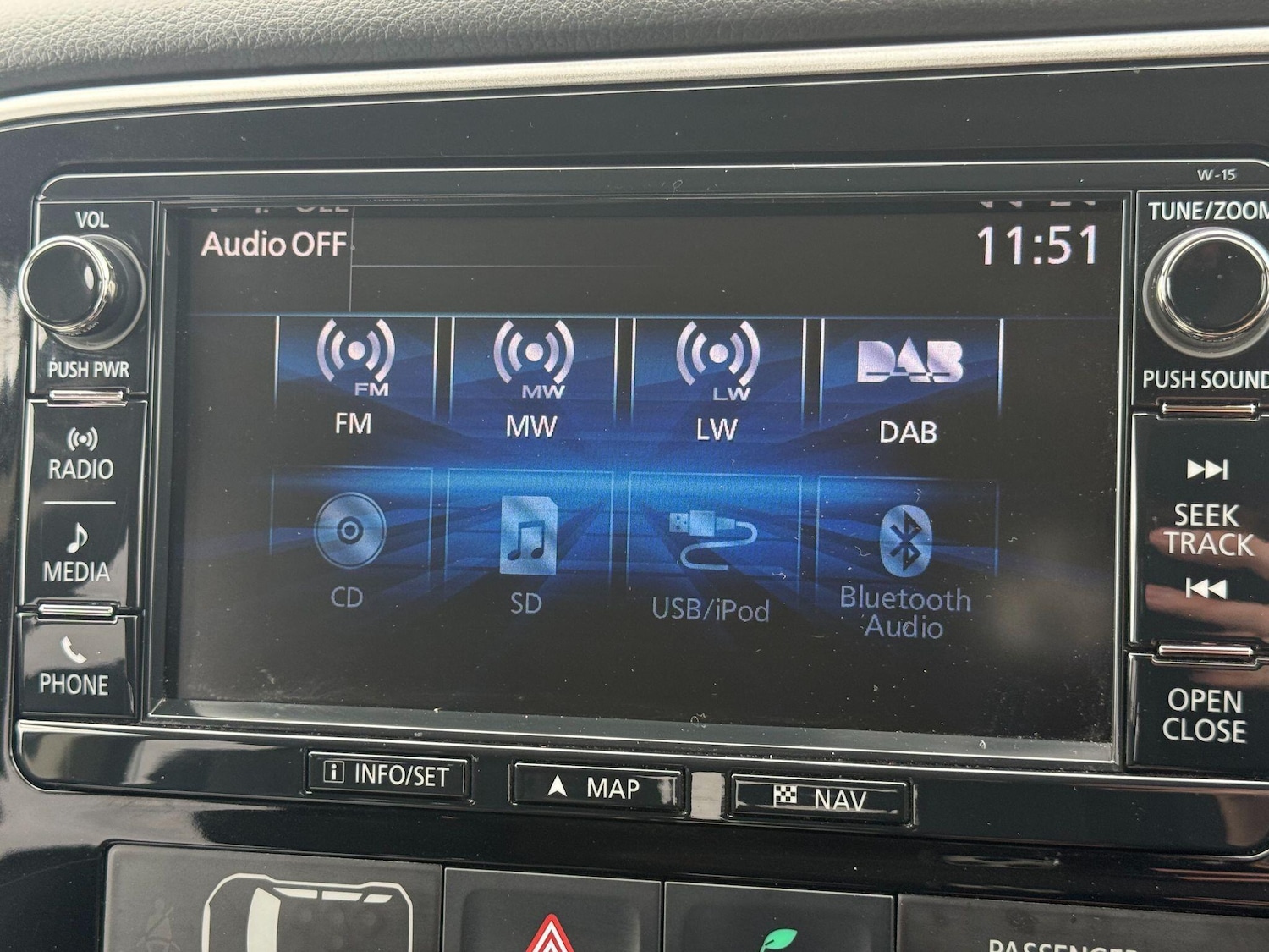 Used Mitsubishi Outlander 2016 for sale - 77883395: Photo 44