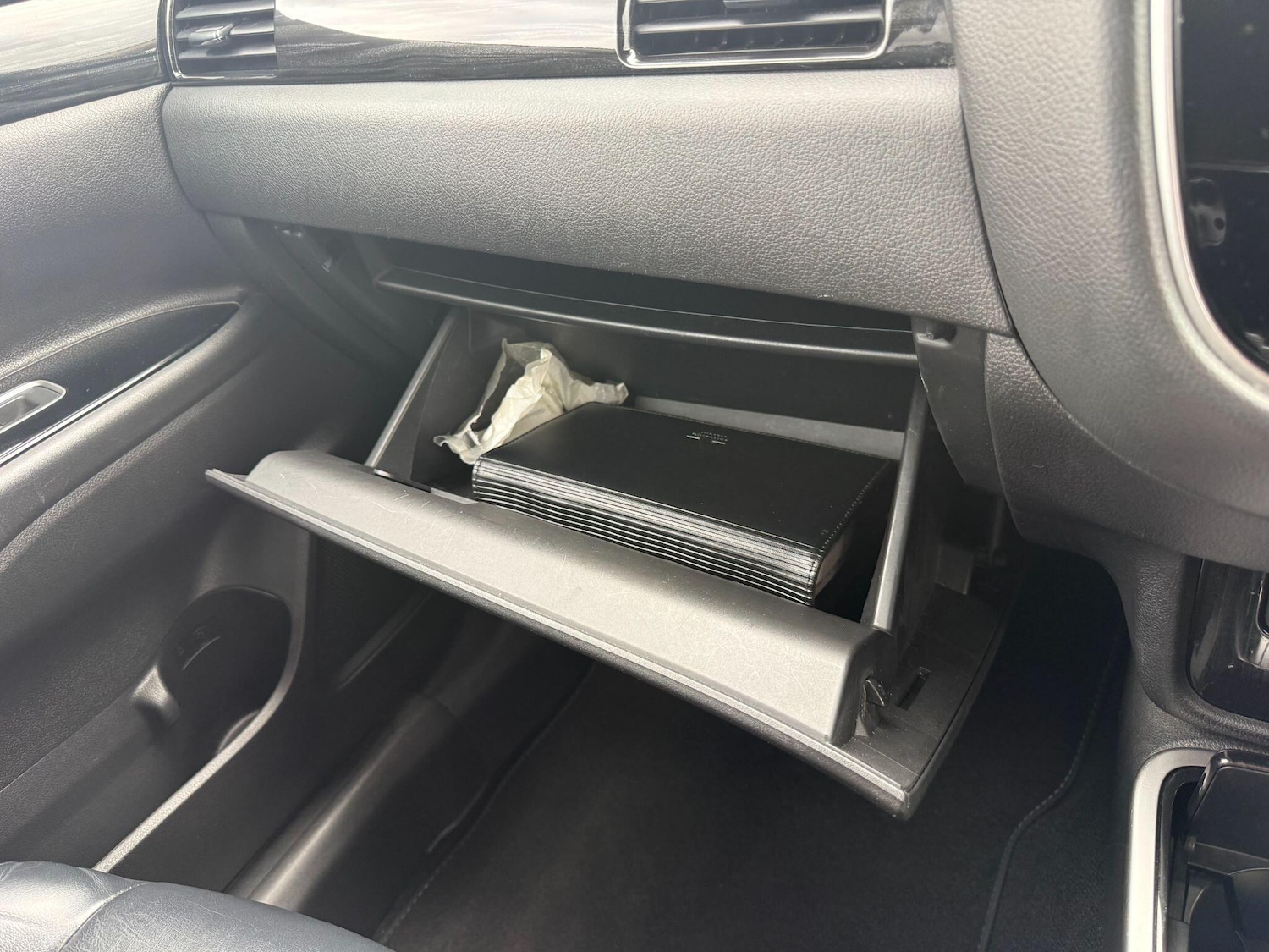 Used Mitsubishi Outlander 2016 for sale - 77883395: Photo 59