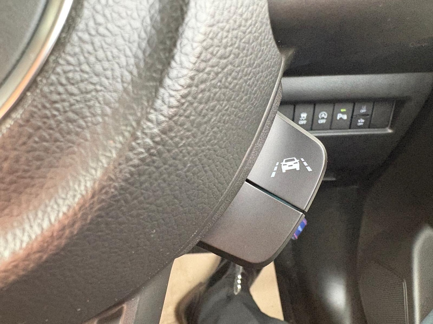 Used Suzuki Swift 2023 for sale - 77710312: Photo 17