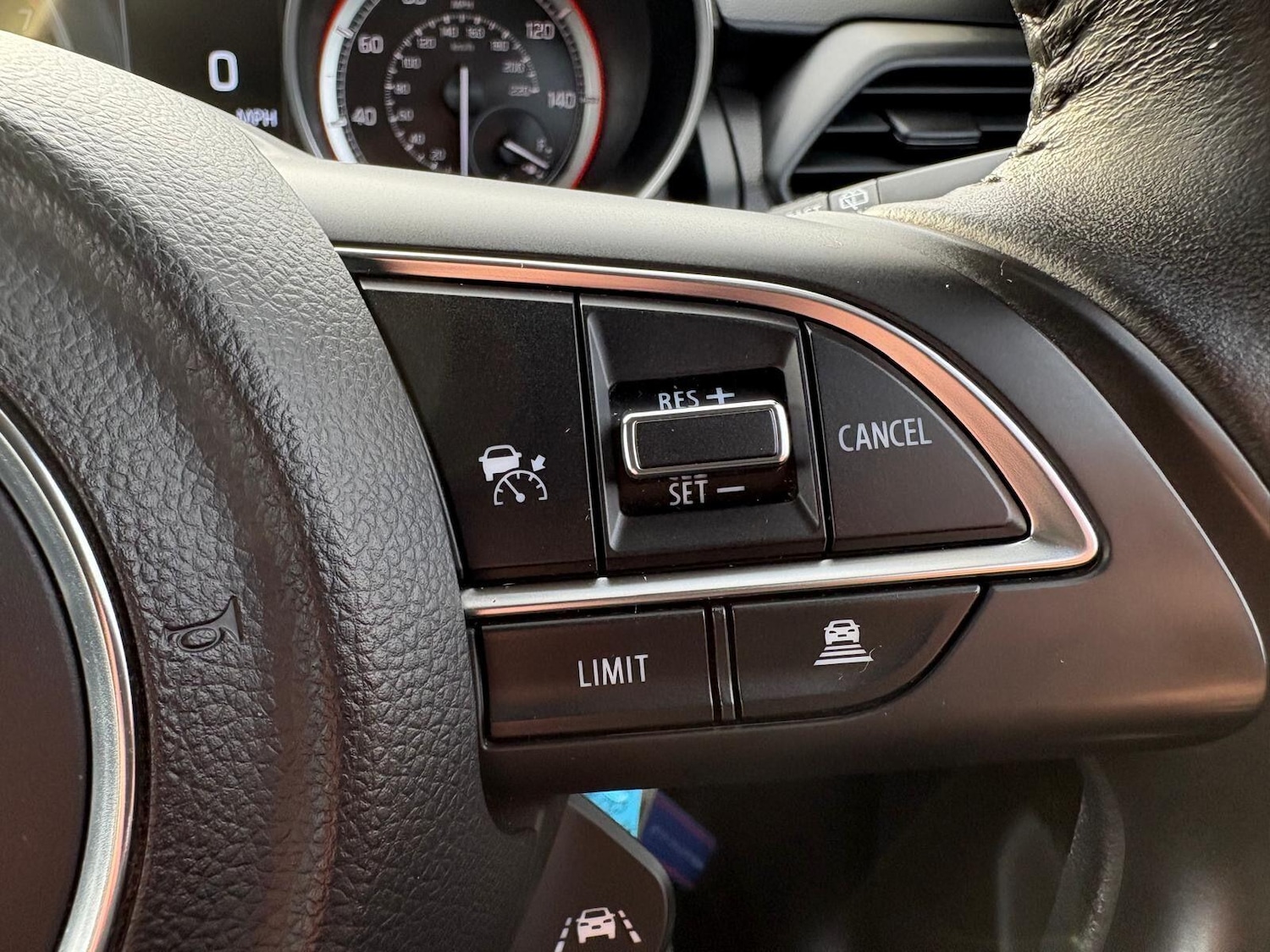 Used Suzuki Swift 2023 for sale - 77710312: Photo 20