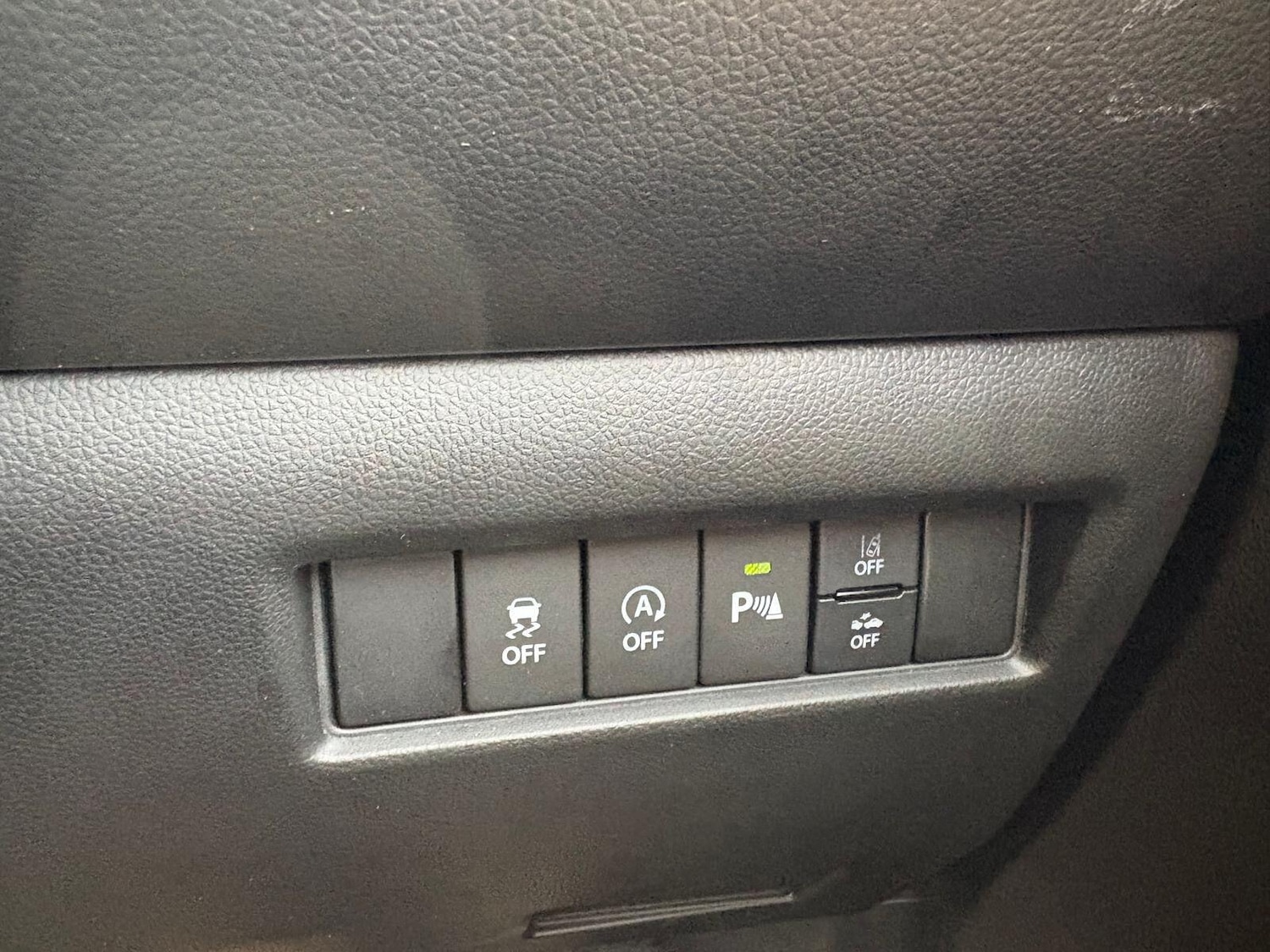 Used Suzuki Swift 2023 for sale - 77710312: Photo 22