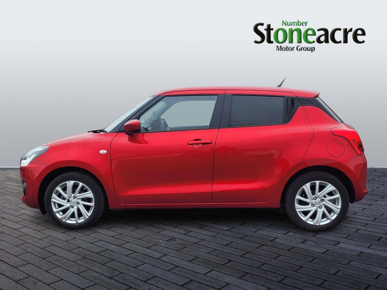 Used Suzuki Swift 2023 for sale - 77710312: Photo 5