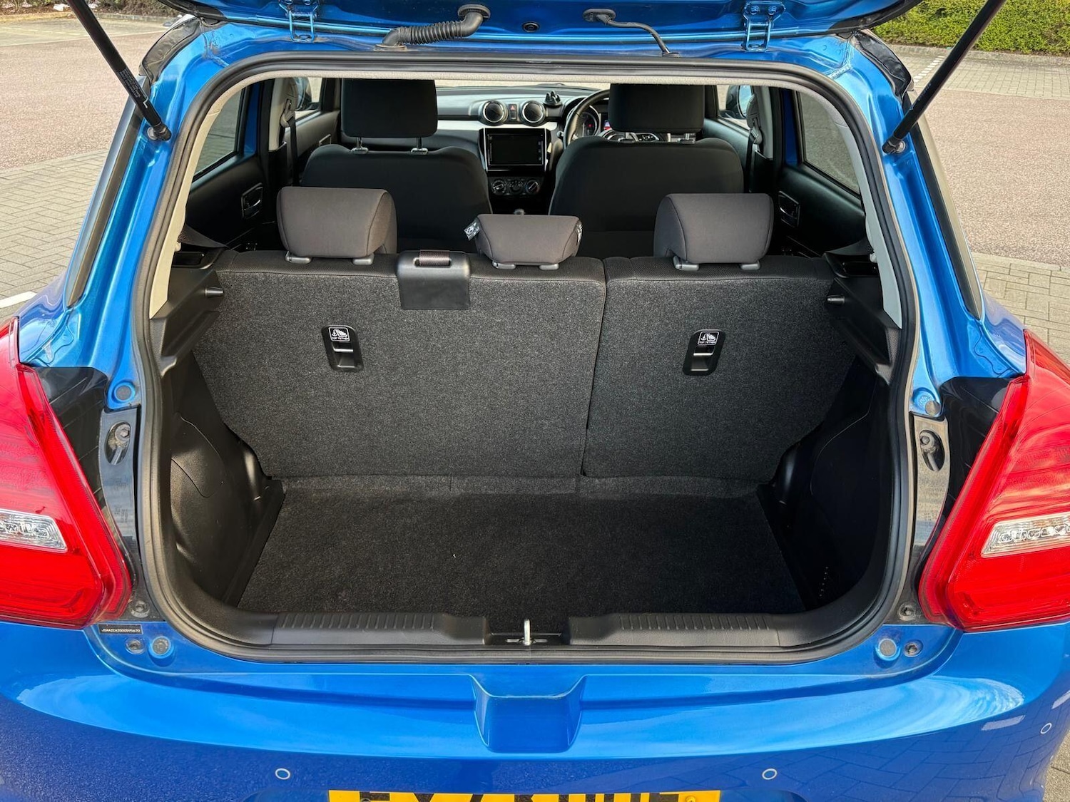 Used Suzuki Swift 2023 for sale - 77838831: Photo 37