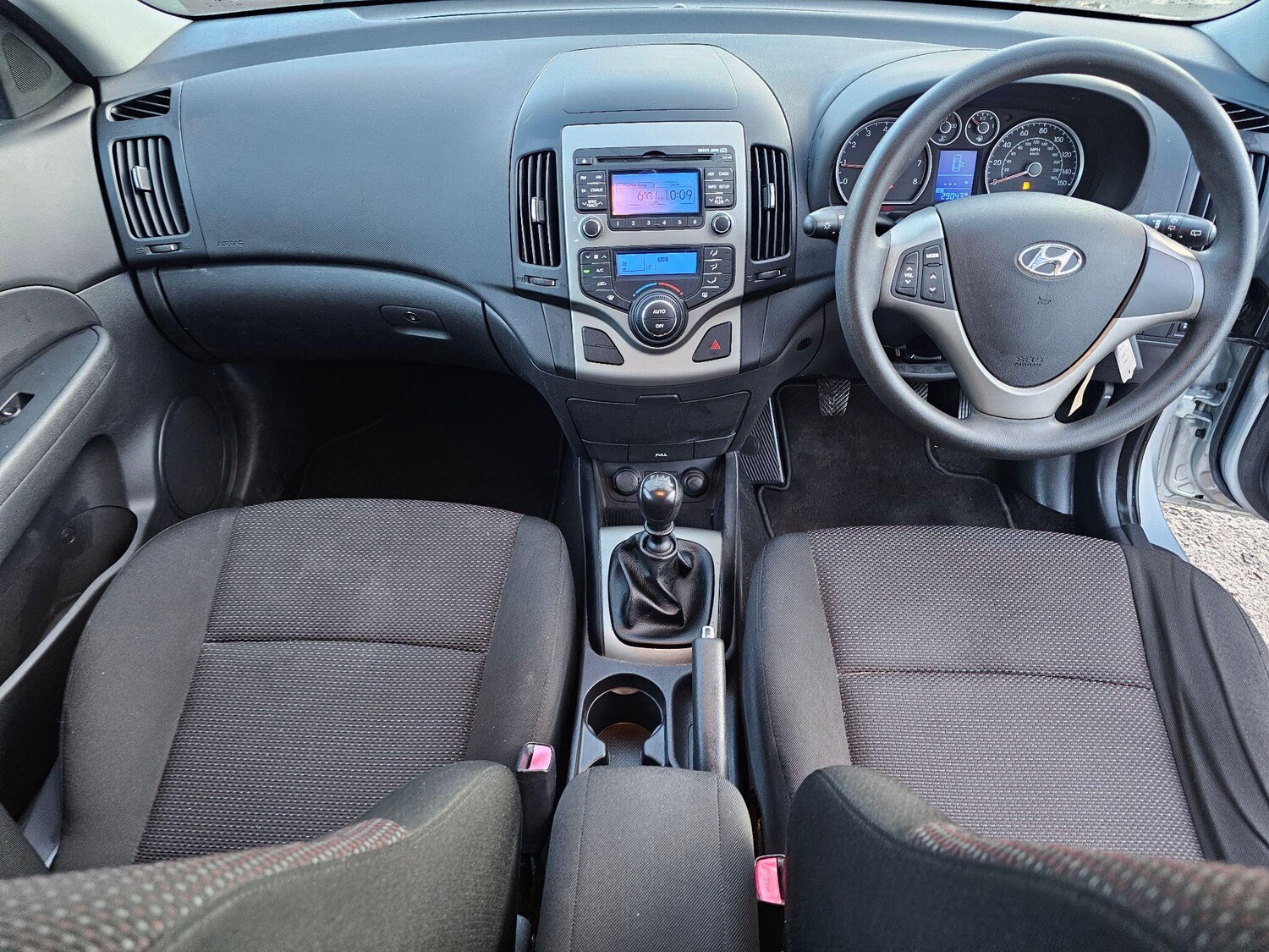 Used Hyundai i30 2009 for sale - 77470464: Photo 28