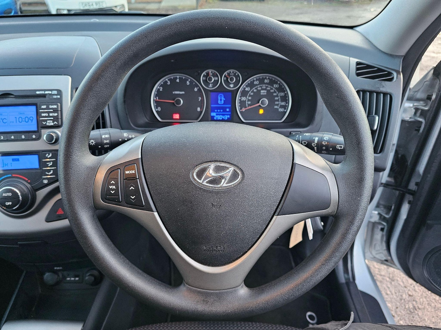 Used Hyundai i30 2009 for sale - 77470464: Photo 4