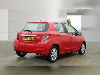 Used Toyota Yaris 2013 for sale - 78528567: Photo