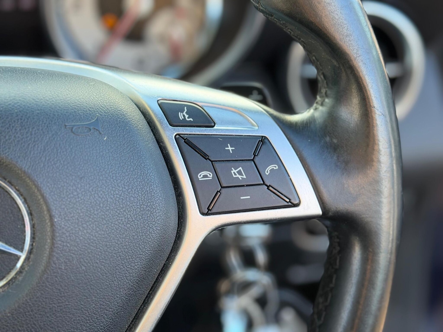 Used Mercedes-Benz SLK 2015 for sale - 77470434: Photo 15