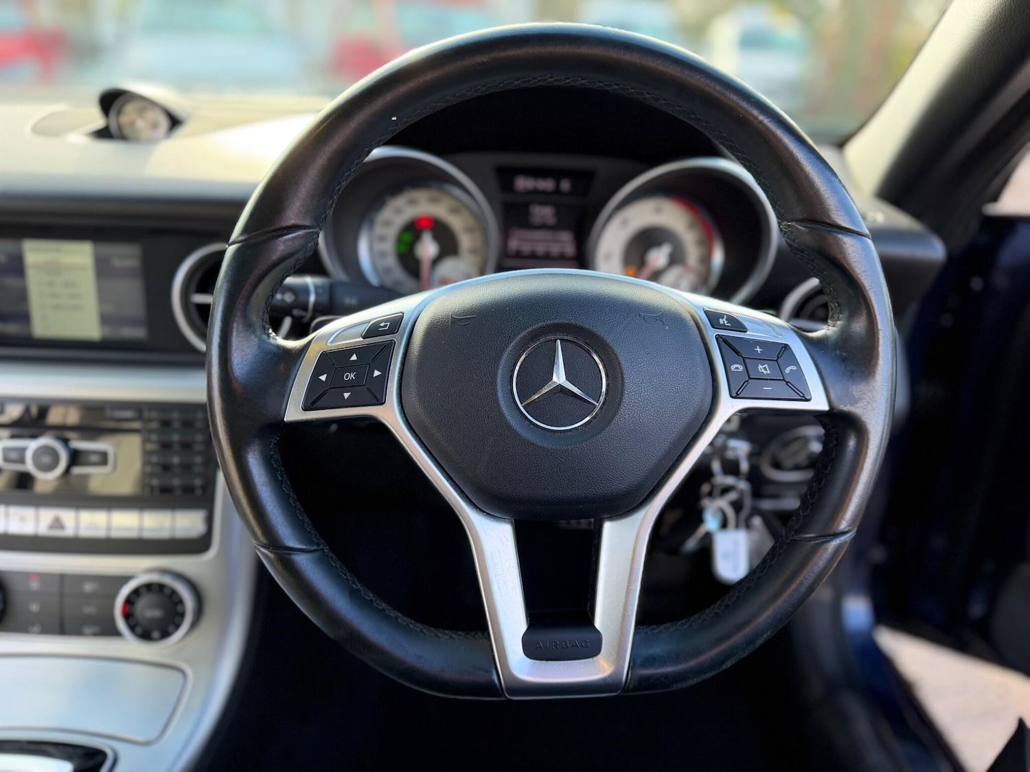 Used Mercedes-Benz SLK 2015 for sale - 77470434: Photo 16