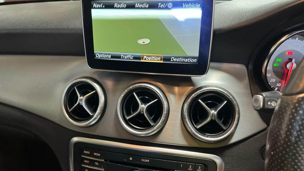 Used Mercedes-Benz CLA 2015 for sale - 77853901: Photo 8