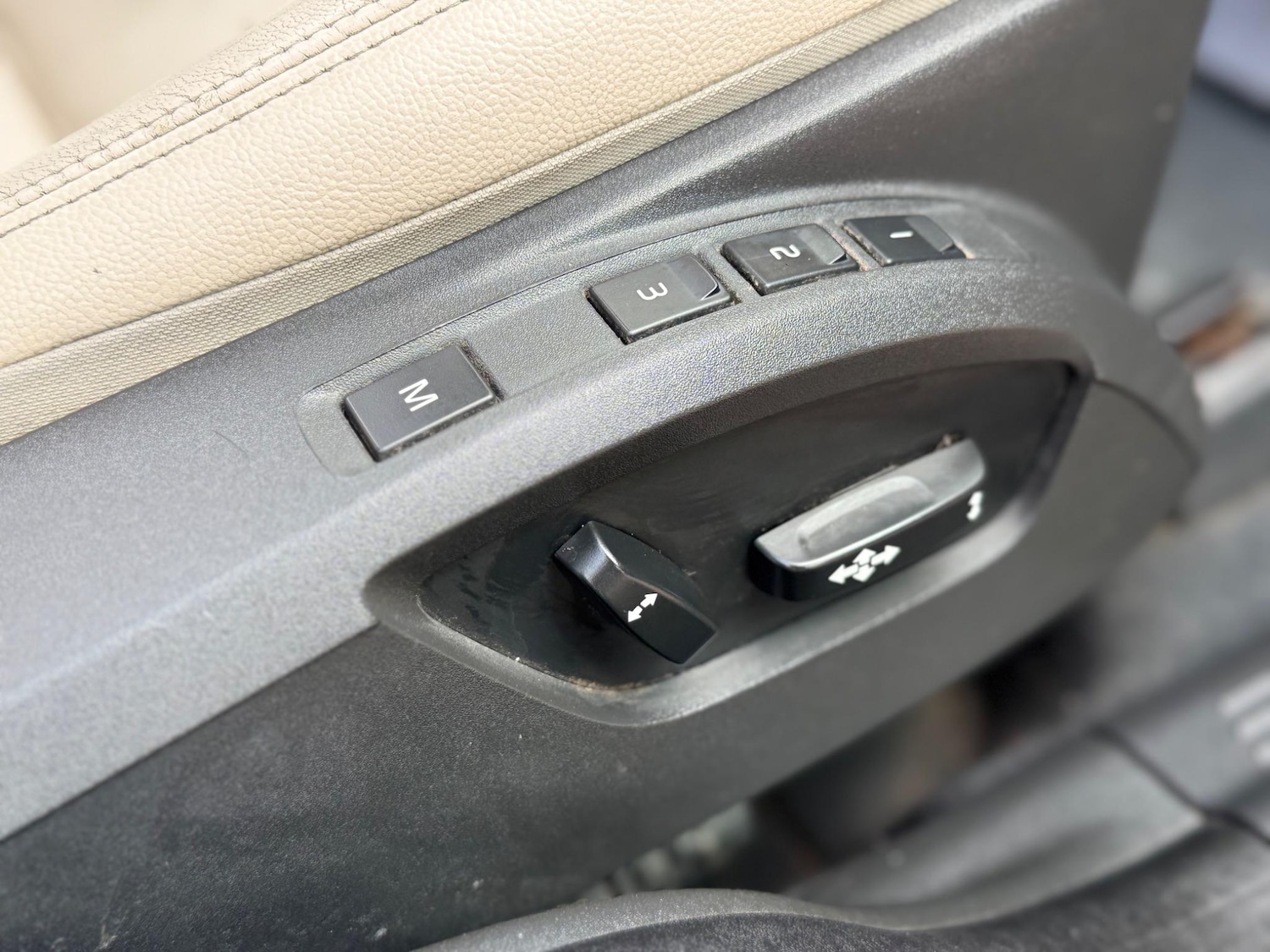 Used Volvo V50 2011 for sale - 77470480: Photo 14