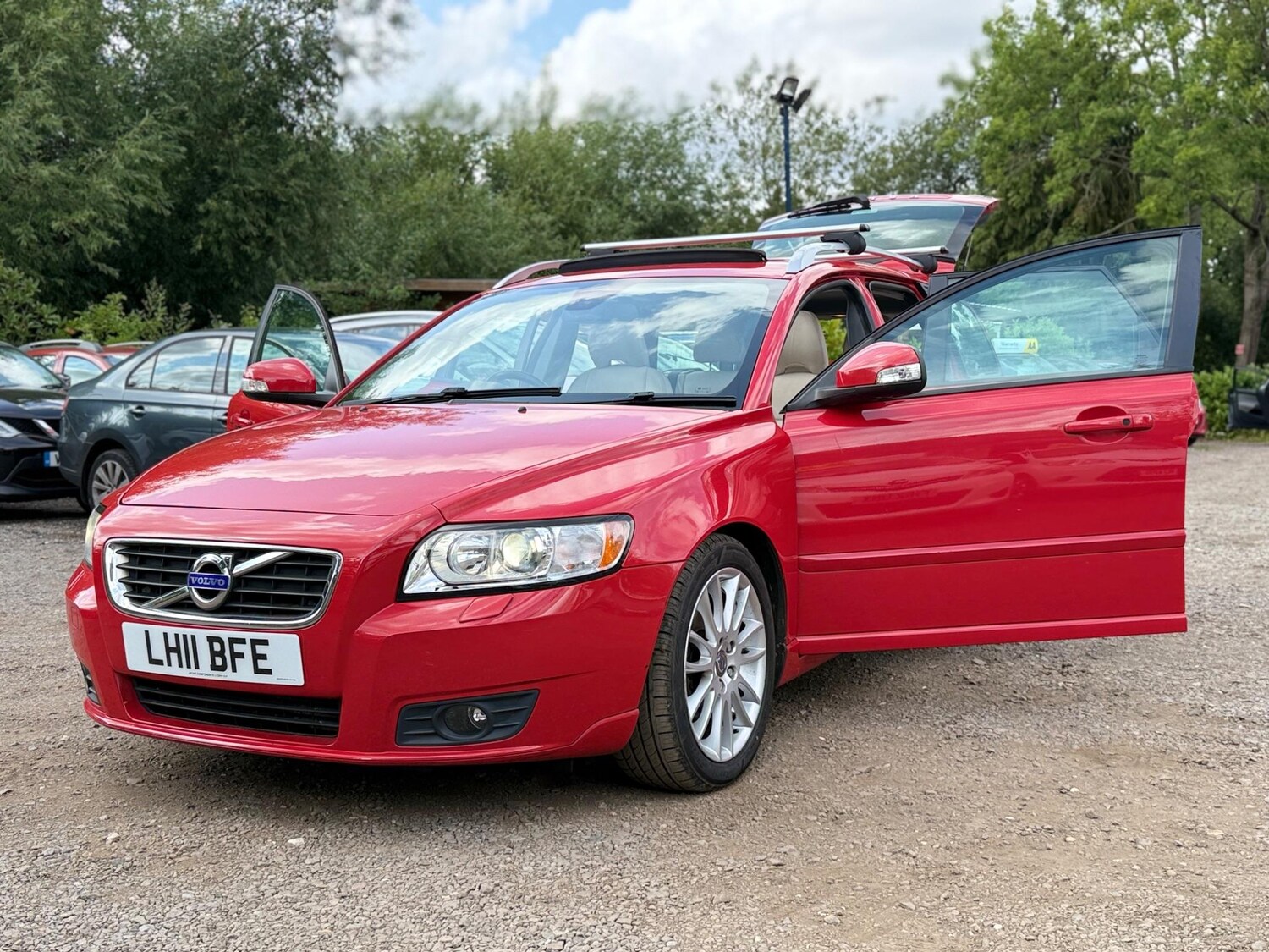 Used Volvo V50 2011 for sale - 77470480: Photo 36