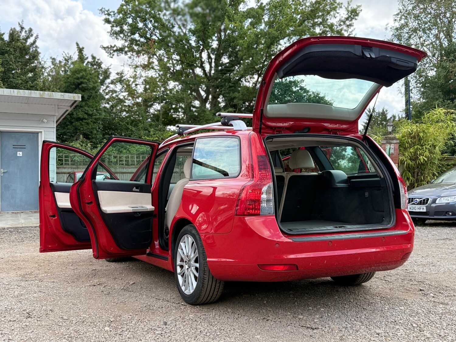 Used Volvo V50 2011 for sale - 77470480: Photo 37