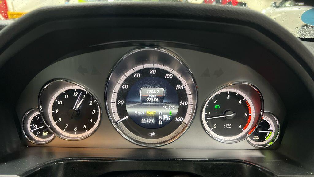 Used Mercedes-Benz E Class 2013 for sale - 77658513: Photo 22