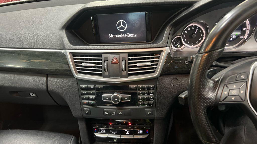 Used Mercedes-Benz E Class 2013 for sale - 77658513: Photo 23