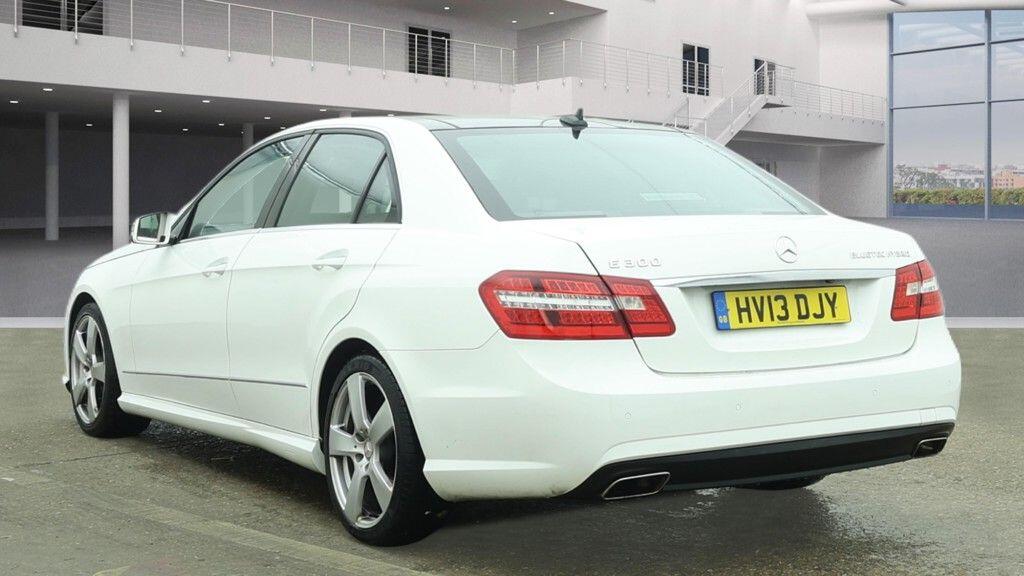 Used Mercedes-Benz E Class 2013 for sale - 77658513: Photo 3