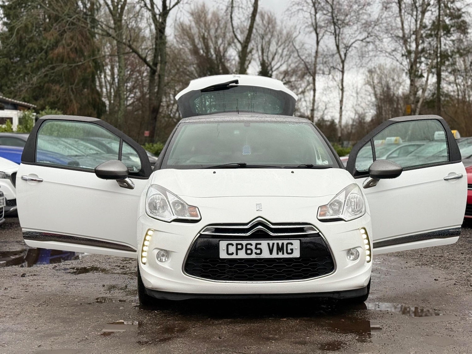 Used DS Automobiles DS 3 2015 for sale - 77470439: Photo 2