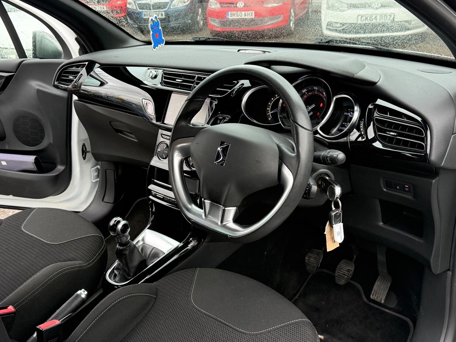 Used DS Automobiles DS 3 2015 for sale - 77470439: Photo 27