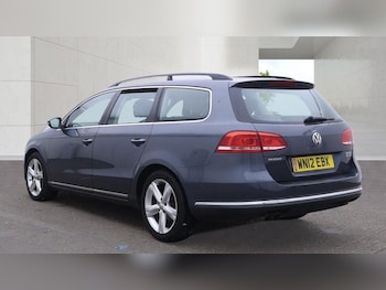Used Volkswagen Passat 2012 for sale - 79336817: Photo