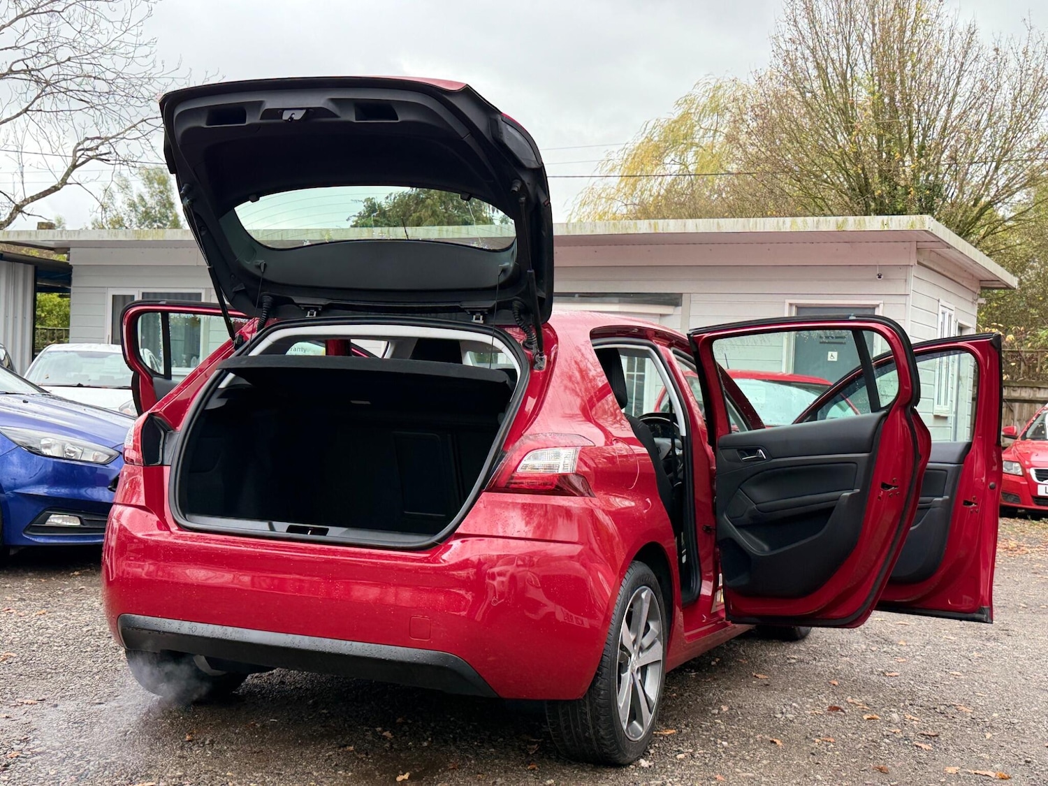 Used Peugeot 308 2014 for sale - 77470482: Photo 41