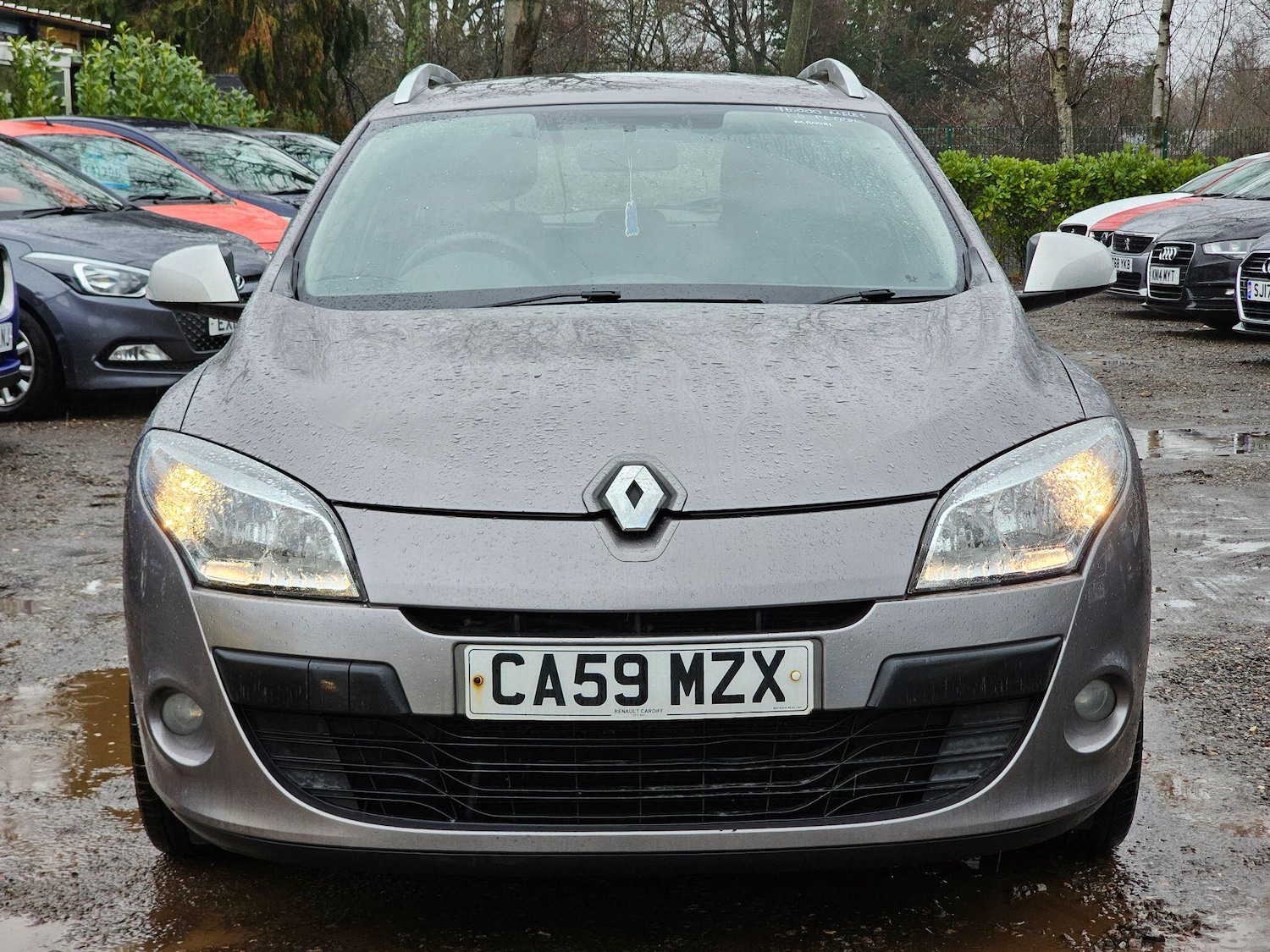 Used Renault Megane 2010 for sale - 77470436: Photo 7