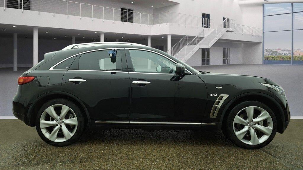 Used Infiniti QX70 2015 for sale - 77977978: Photo 18