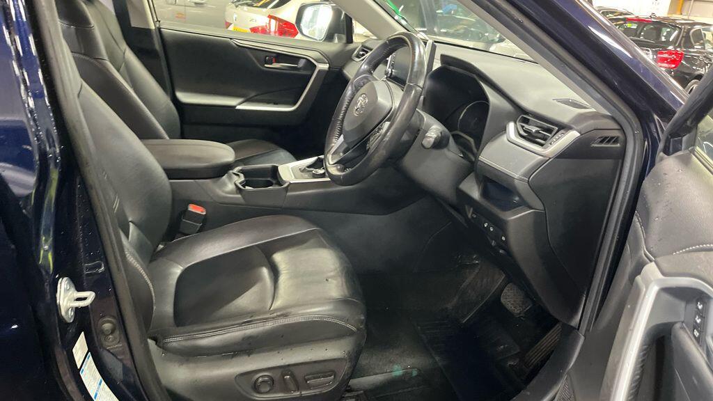 Used Toyota RAV4 2020 for sale - 77977814: Photo 5