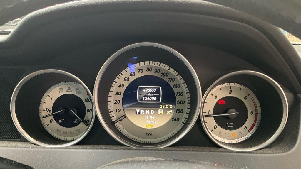 Used Mercedes-Benz C Class 2012 for sale - 77659075: Photo 10